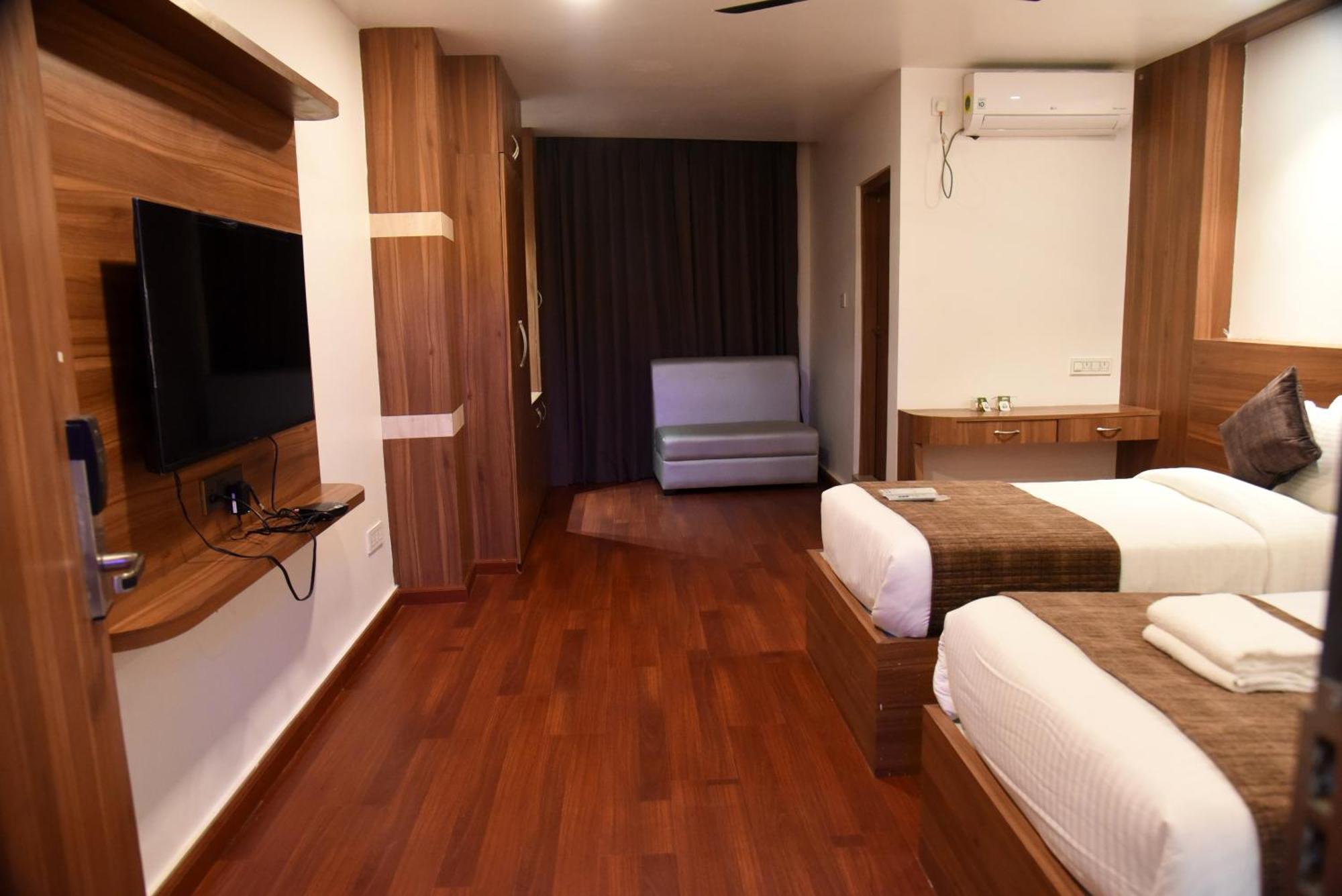 Hotel Obsidian Blue Itānagar Εξωτερικό φωτογραφία