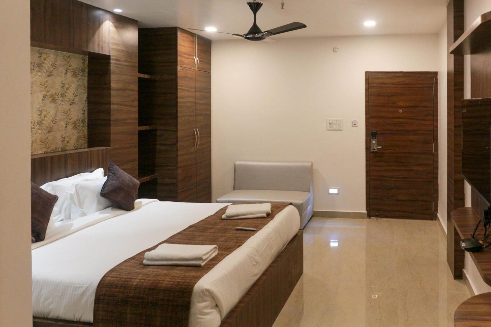 Hotel Obsidian Blue Itānagar Εξωτερικό φωτογραφία